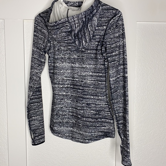 Women’s NIKE PRO dri-fit - Picture 3 of 6